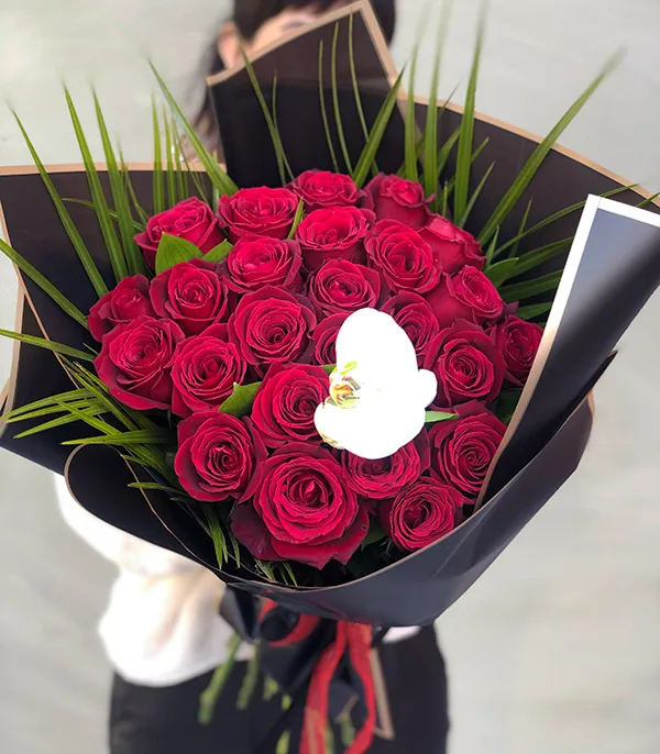 Gül buketleri